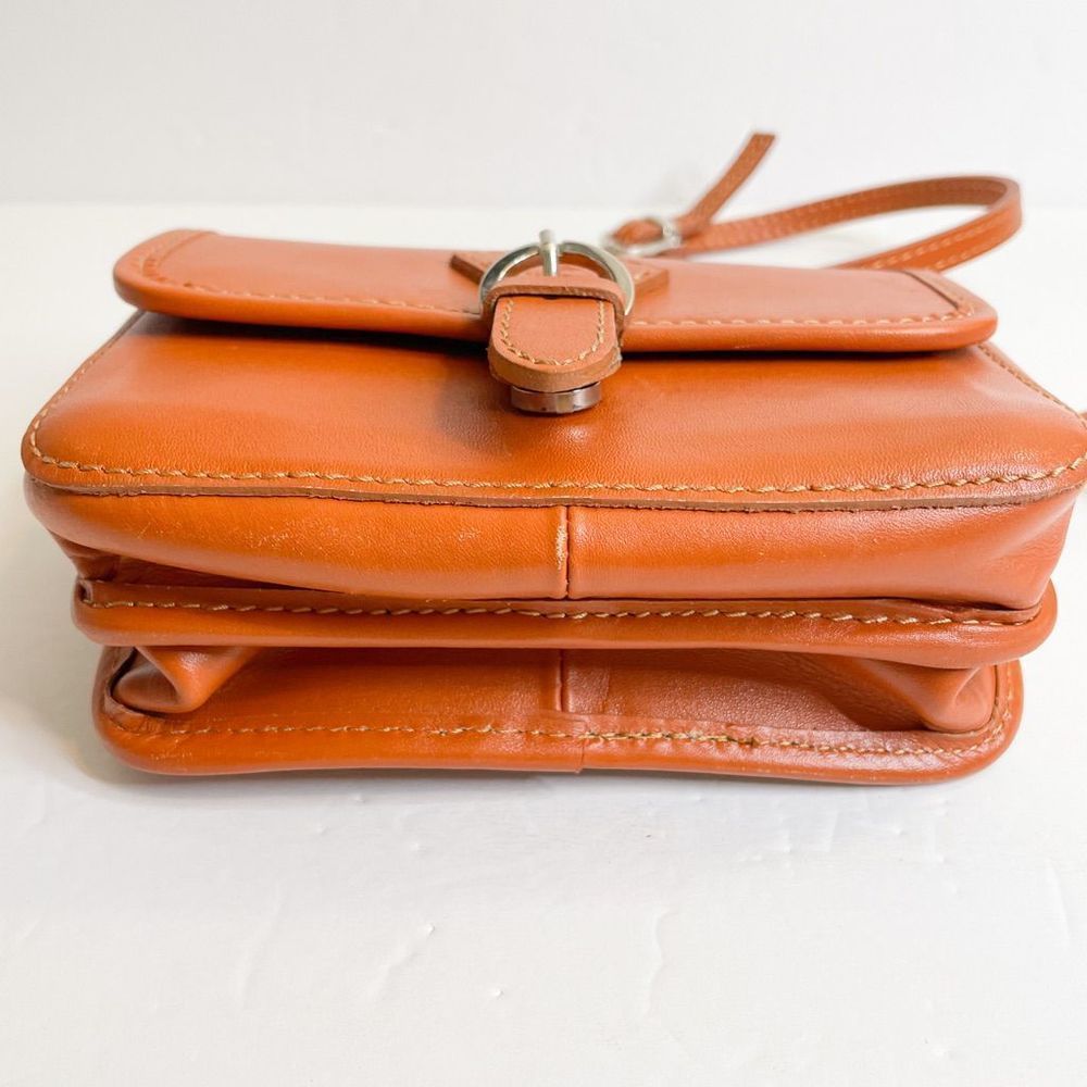 Firenze Italian Leather Saddle bag crossbody - Picture 9 of 13